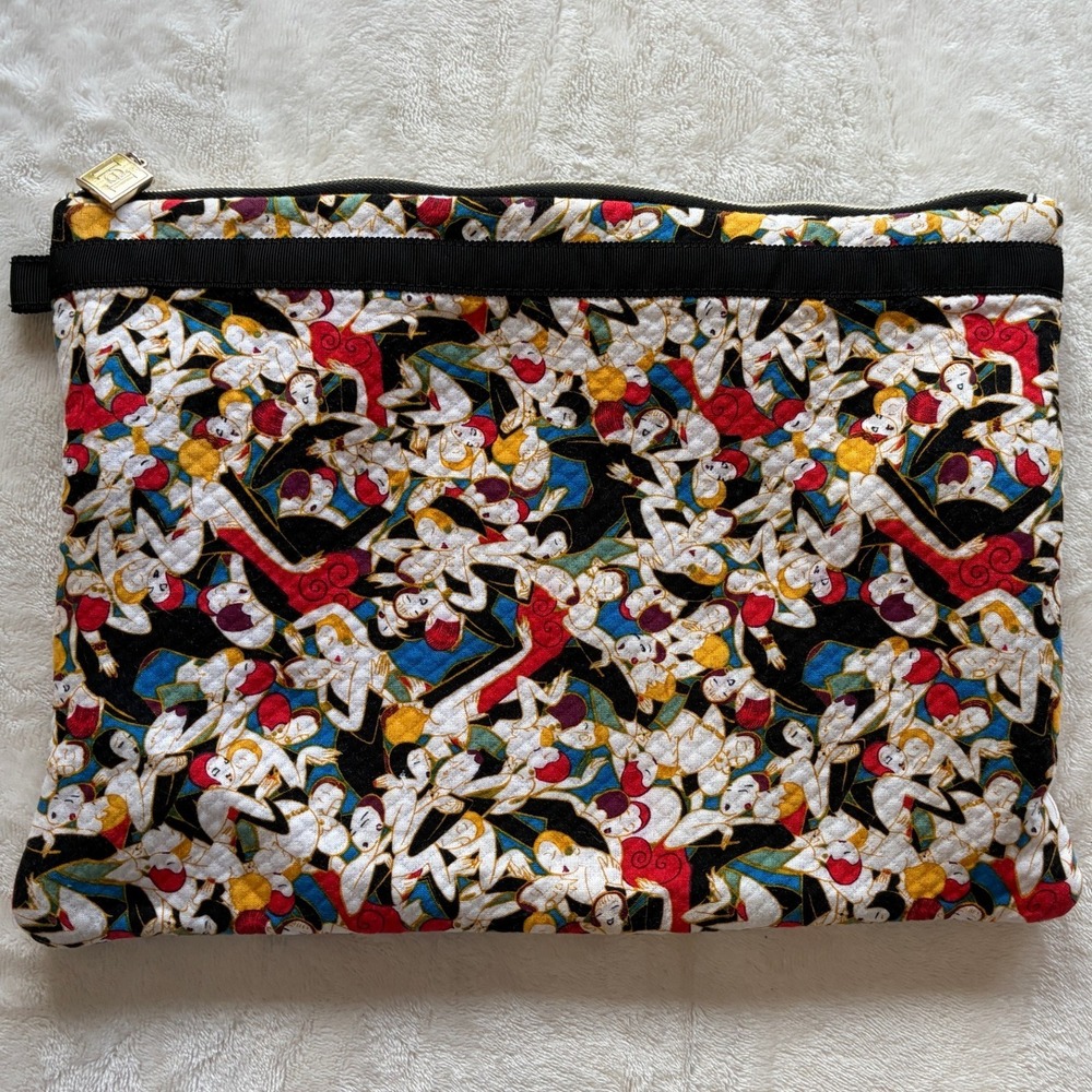 Carolina Herrera Quilted Art Deco Print Zip Travel Pouch Target Neiman Marcus
